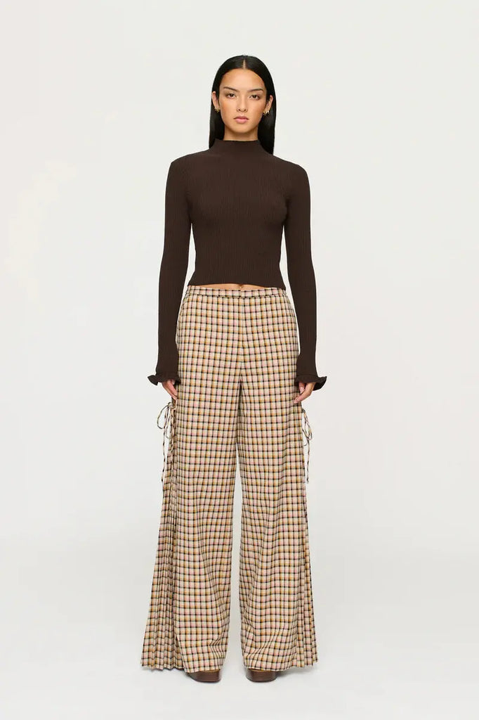 Alina Ruffle Hem Knit Clea