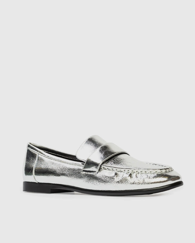 Classic Flat Loafer Black Suede Studio