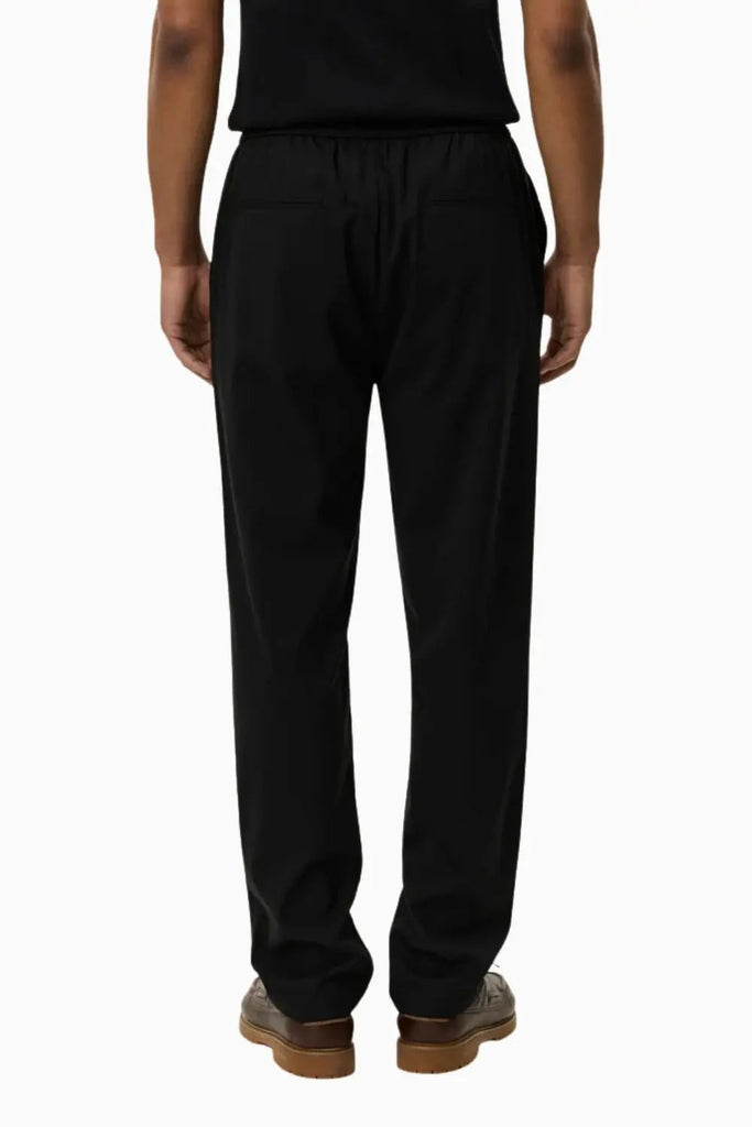 Como Tapered Drawstring Pants for Mens Les Deux