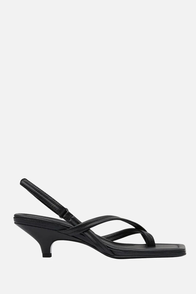 Cross Detail Heel St Agni