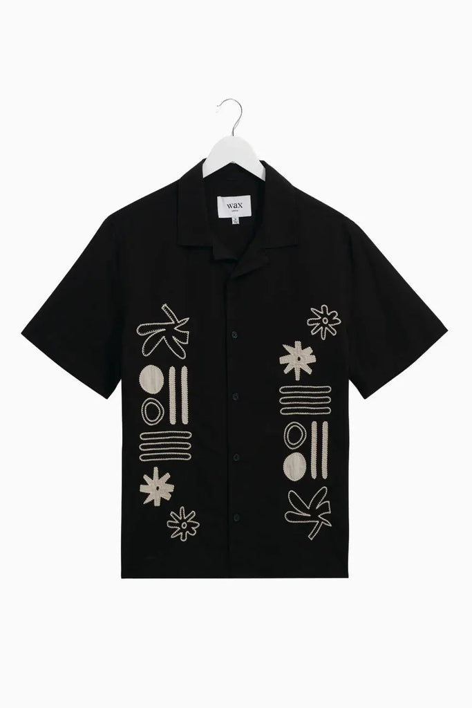 Didcot - Black And Ecru Abstract Applique Short-Sleeve Shirt Wax London