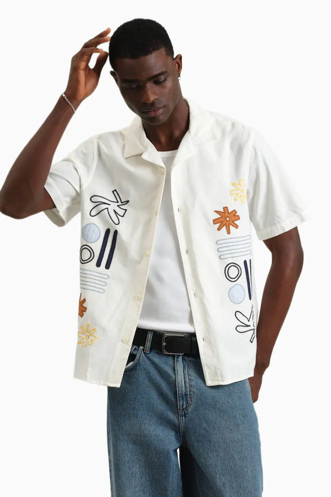 Didcot - Ecru And Multicolour Abstract Applique Short-Sleeve Shirt Wax London