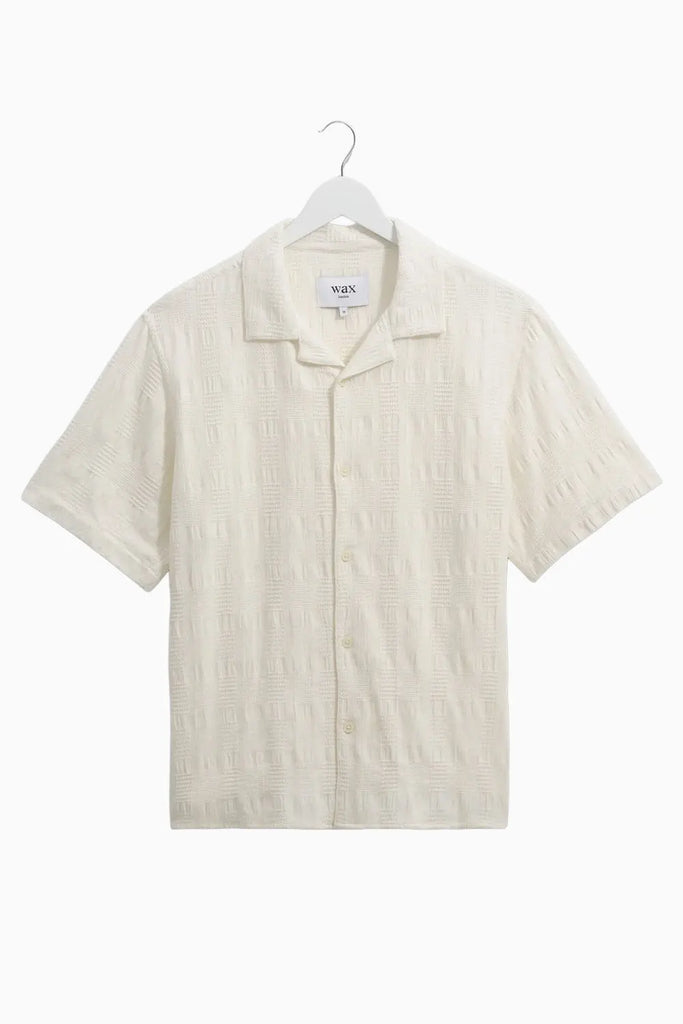 Didcot - Ecru Waffle Seersucker Cotton Short-Sleeve Shirt Wax London