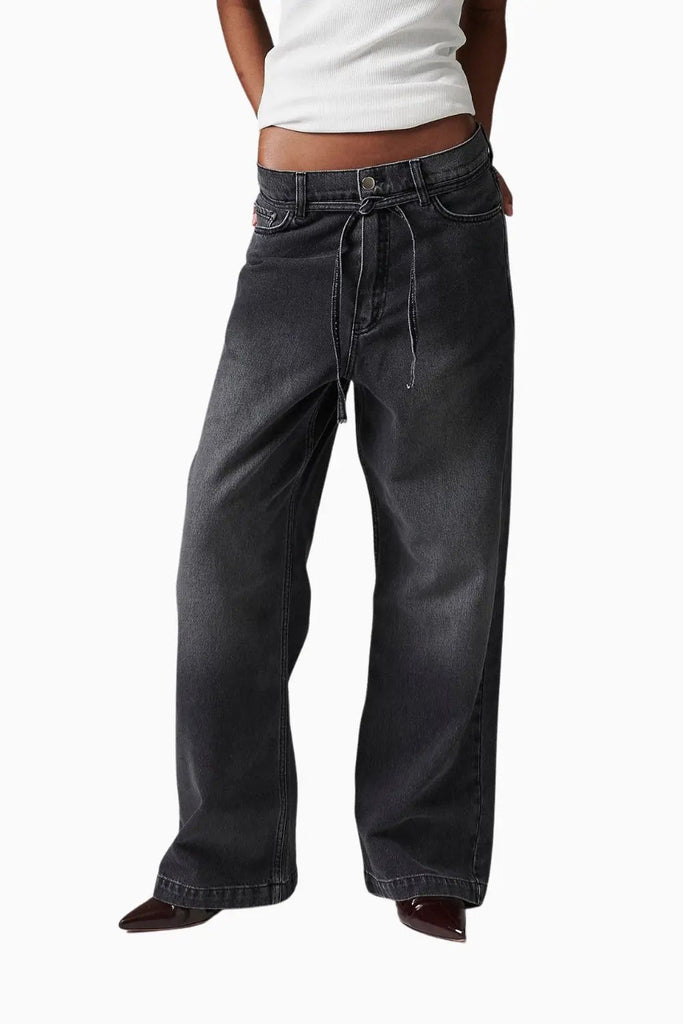 Elijah - Rigid Denim for Womens Day Birger Ét Mikkelsen