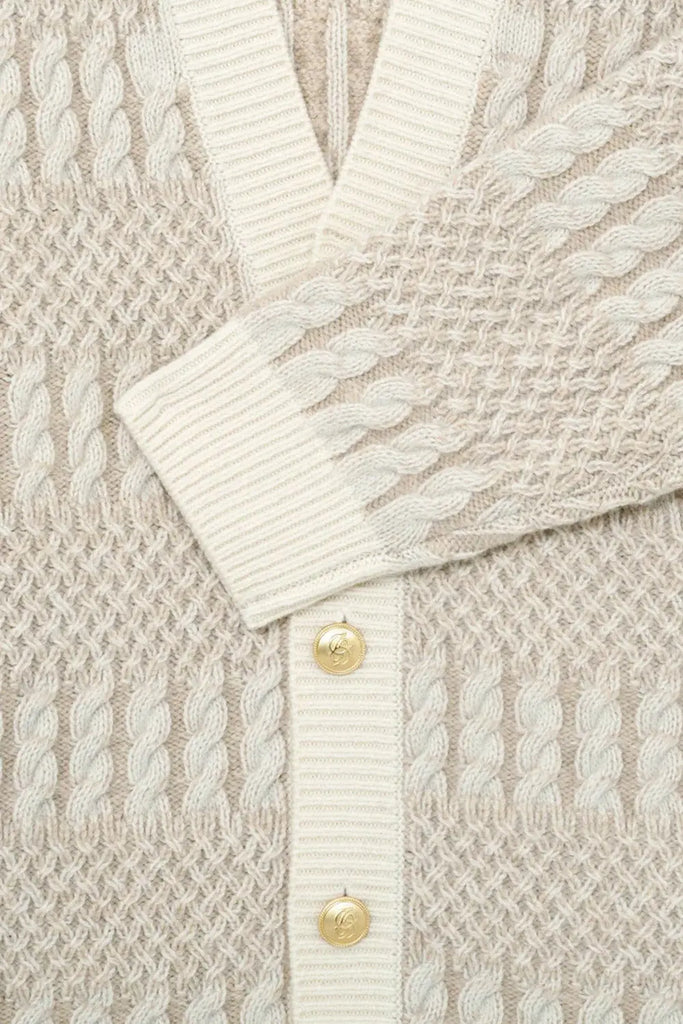 Le Cardigan Torsades Bicolore Drôle de Monsieur