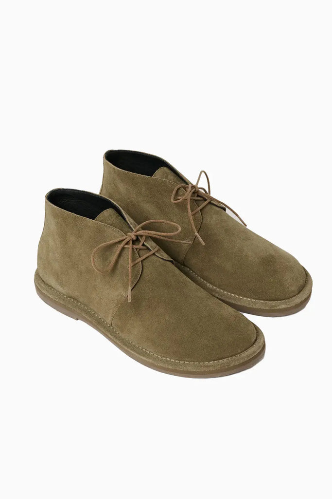 Men’s Woodrow Suede Boot in Taupe Studio Nicholson