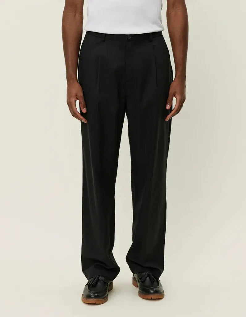 Randall Pleated Twill Suit Pants Les Deux