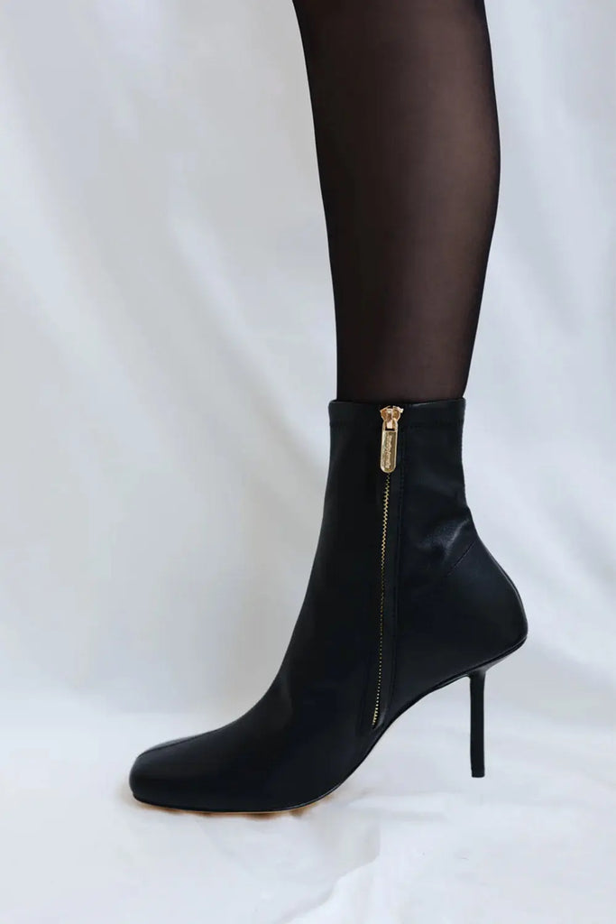 Sierra 90 Boot Studio Amelia