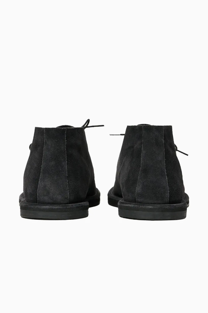Woodrow Suede Boot in Offblack Studio Nicholson
